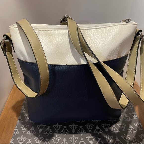 Giani Bernini Navy, Cream, and Tan Crossbody Bag - Picture 2 of 8